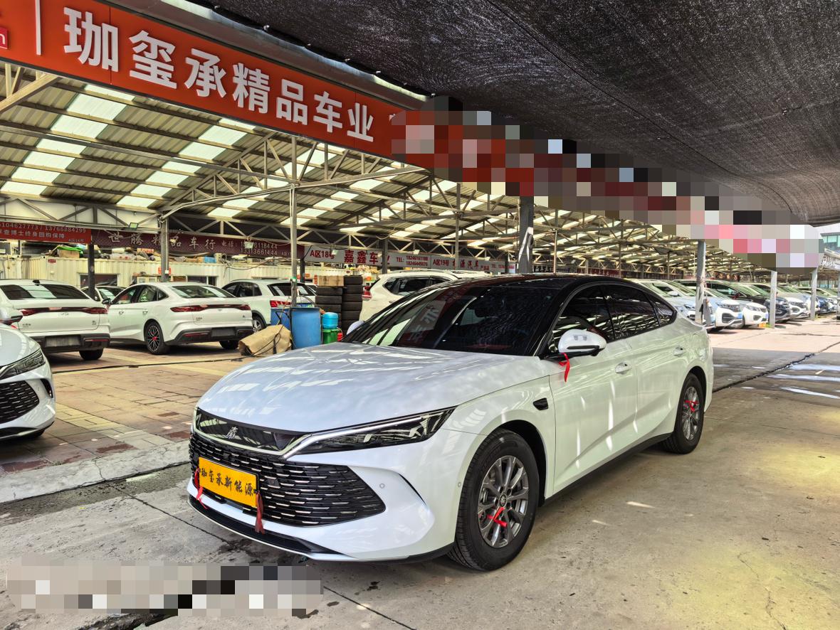 BYD Qin L DM 2025, 1.5 л, вариатор (CVT), передний, пробег 9 000 км — авто из Китая с пробегом
