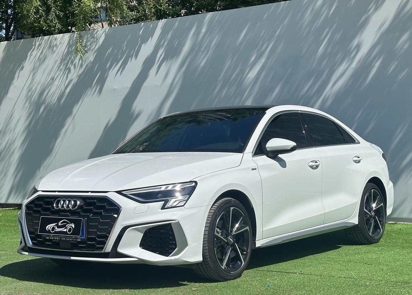 Audi A3 2021, 1.4 л турбо, робот (DCT), передний, пробег 27 000 км — авто из Китая с пробегом