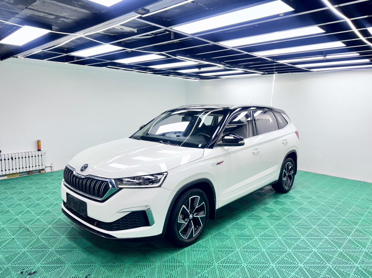Skoda Kamik 2022, 1.5 л, автомат, передний, пробег 39 000 км — авто из Китая с пробегом