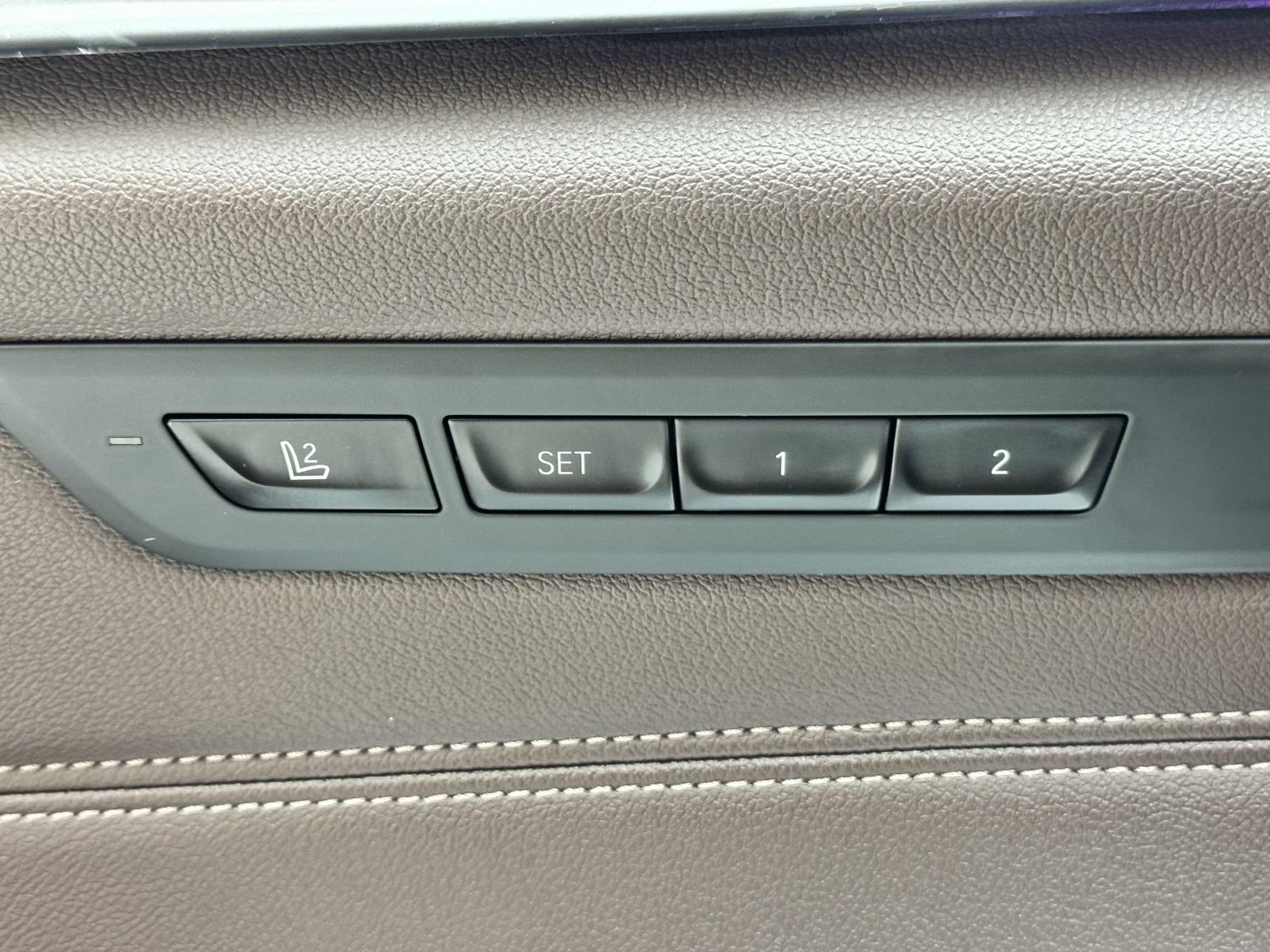 BMW 5 2022, фото 15