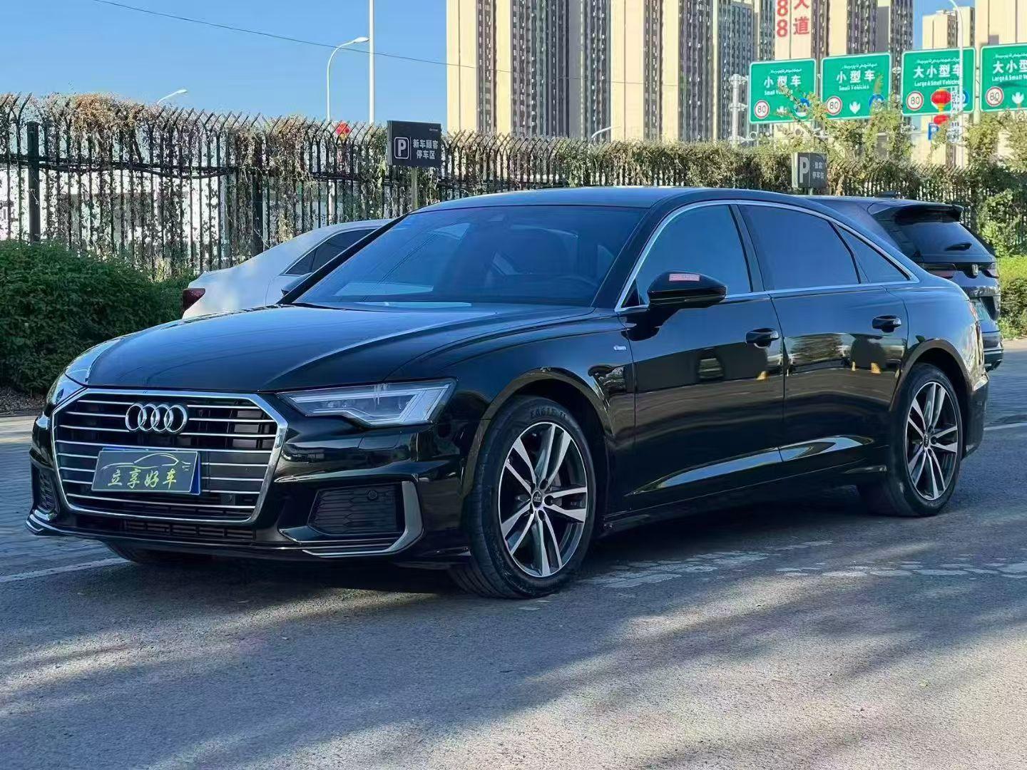 Audi A6L 2022, 2 л турбо, робот (DCT), передний, пробег 85 000 км — авто из Китая с пробегом