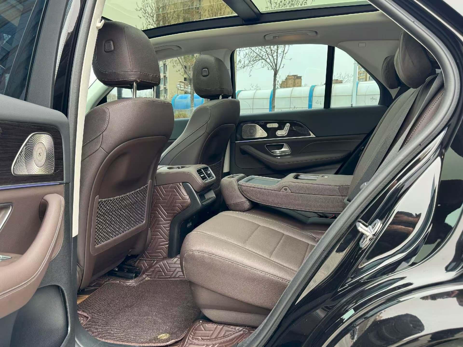 Mercedes-Benz GLE 2023, фото 6