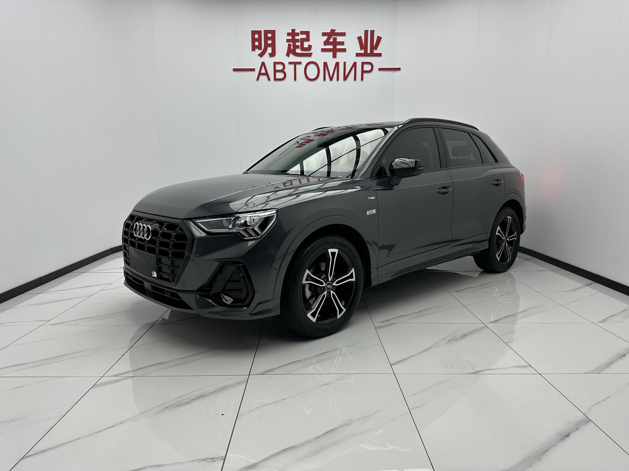 Audi Q3 2023, 1.4 л турбо, робот (DCT), передний, пробег 28 000 км — авто из Китая с пробегом