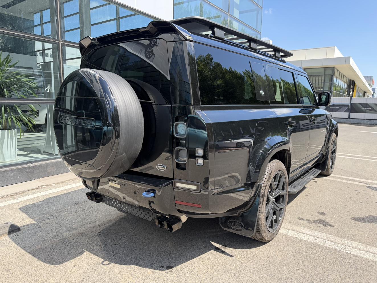 Land Rover Defender 2023, фото 4