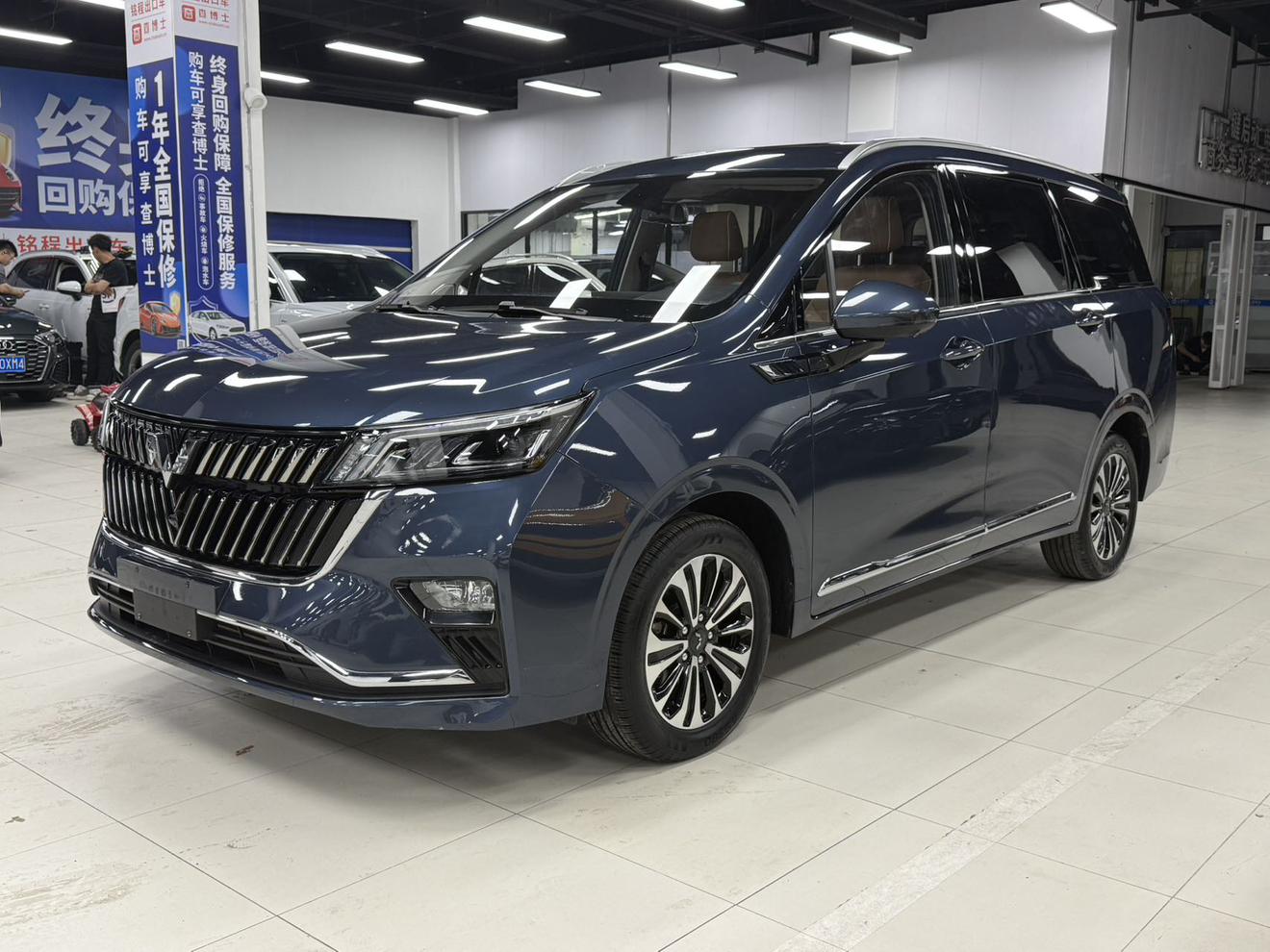 Wuling Jiachen 2022, 1.5 л турбо, вариатор (CVT), передний, пробег 26 000 км — авто из Китая с пробегом