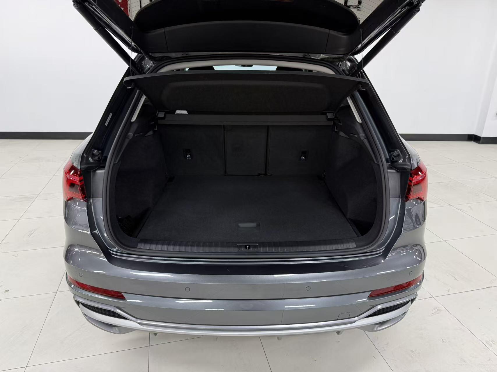Audi Q3 2022, фото 8