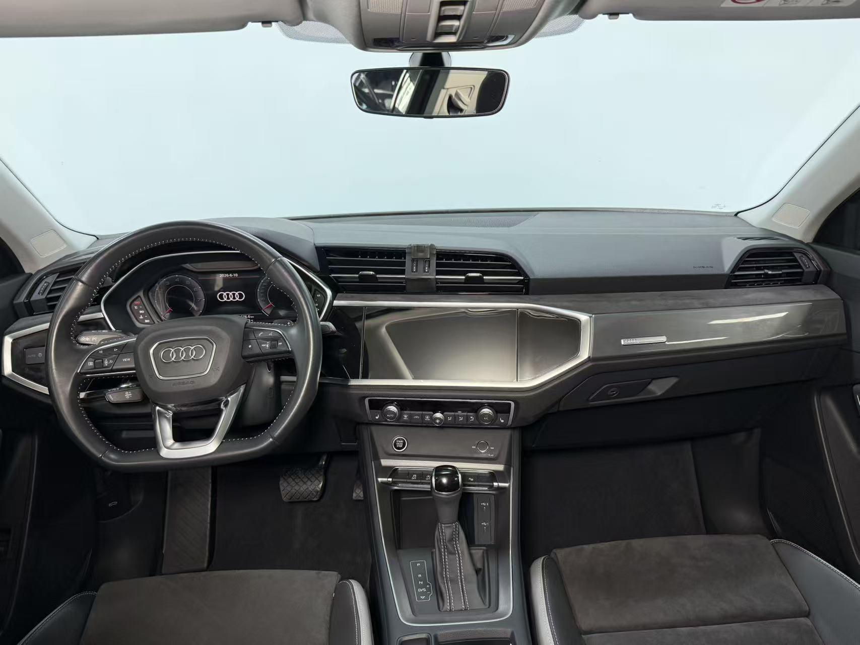Audi Q3 2022, фото 11