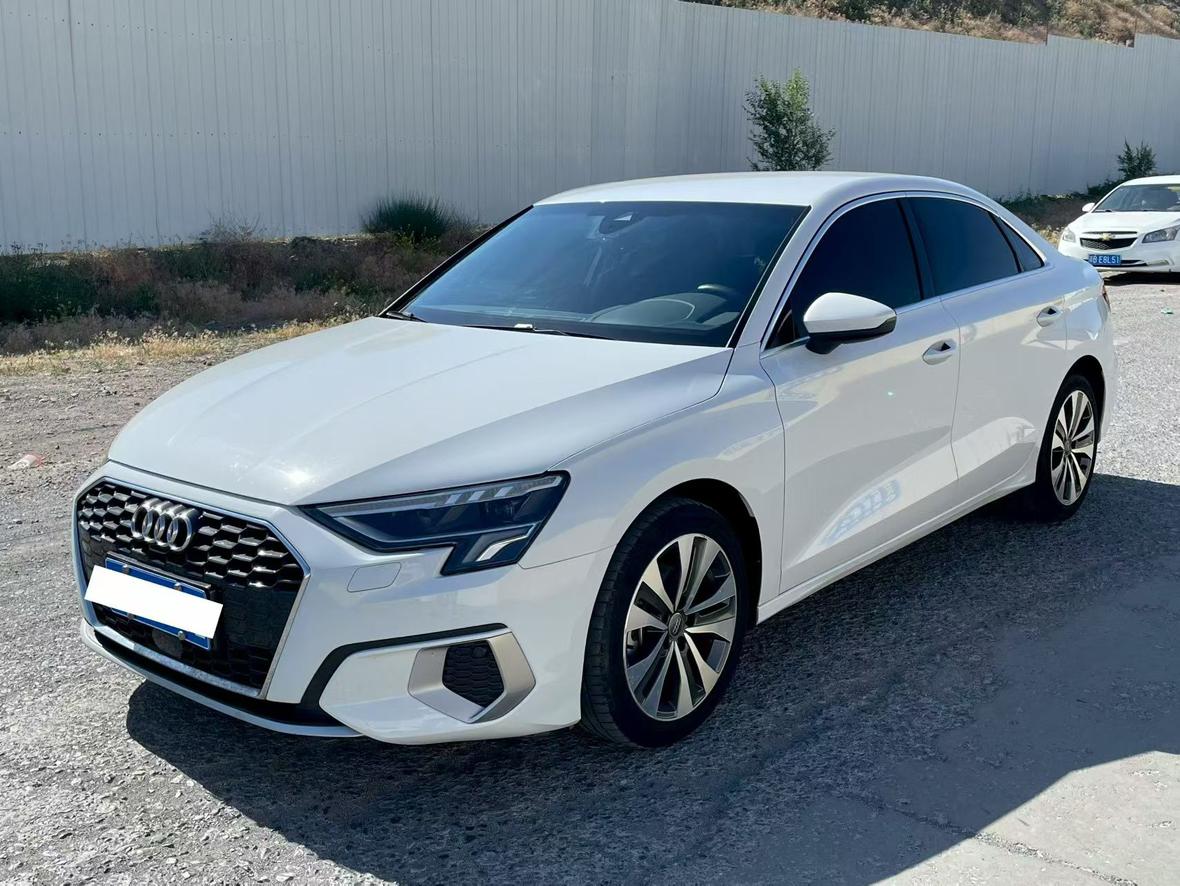 Audi A3 2021, 1.4 л турбо, робот (DCT), передний, пробег 100 000 км — авто из Китая с пробегом