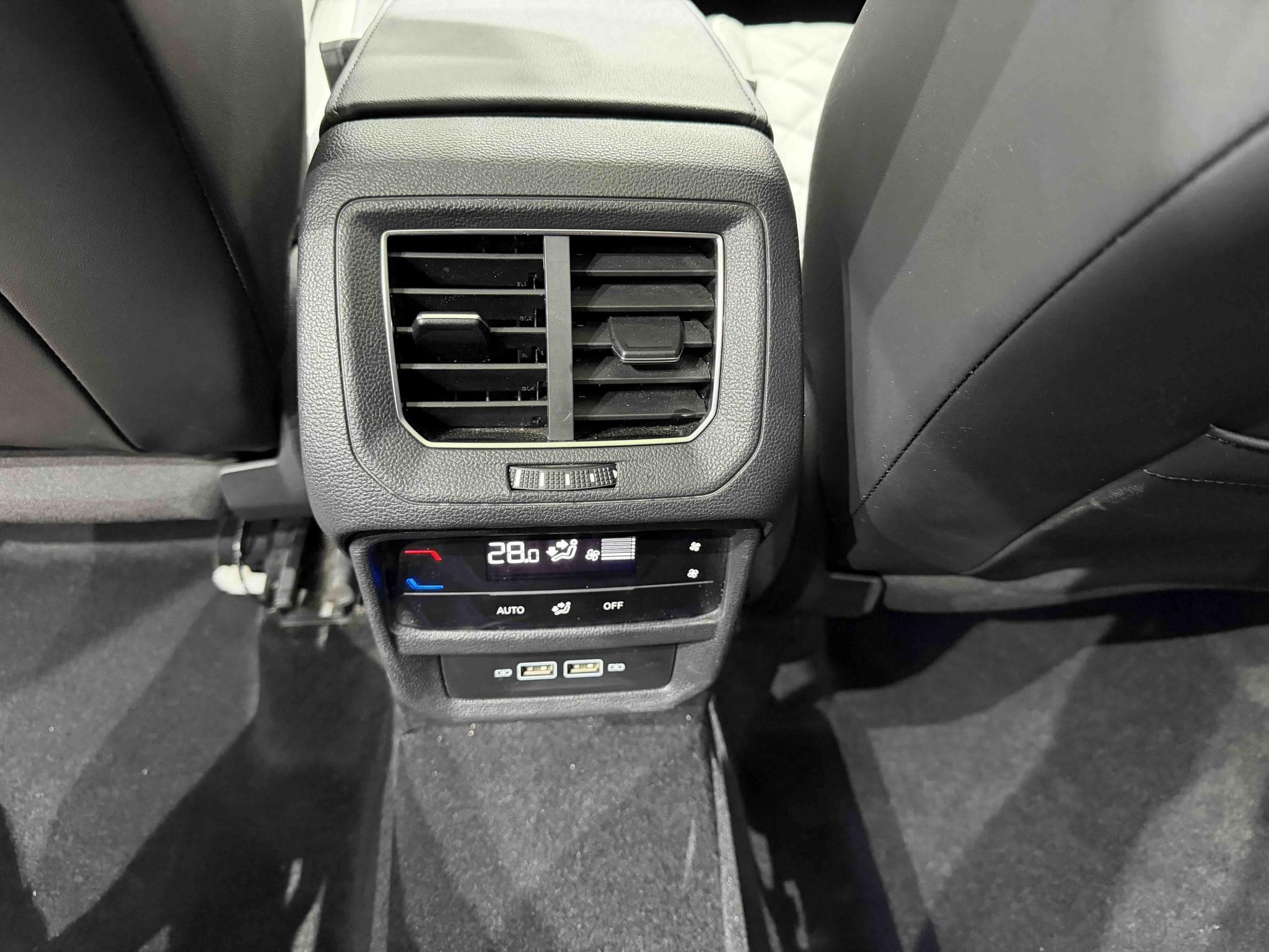 Volkswagen Tayron 2023, фото 17