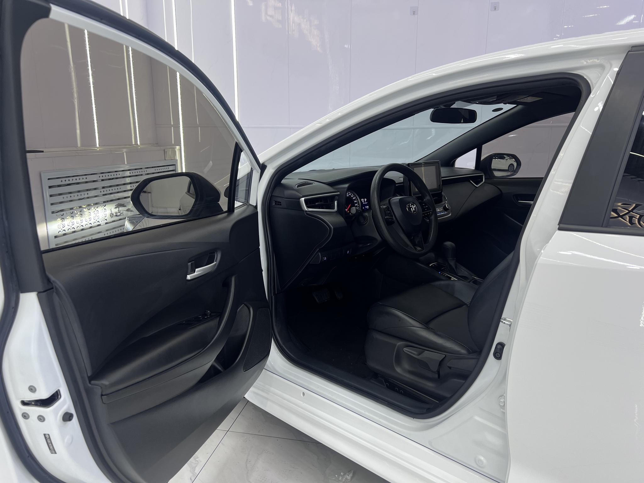 Toyota Corolla 2022, фото 7