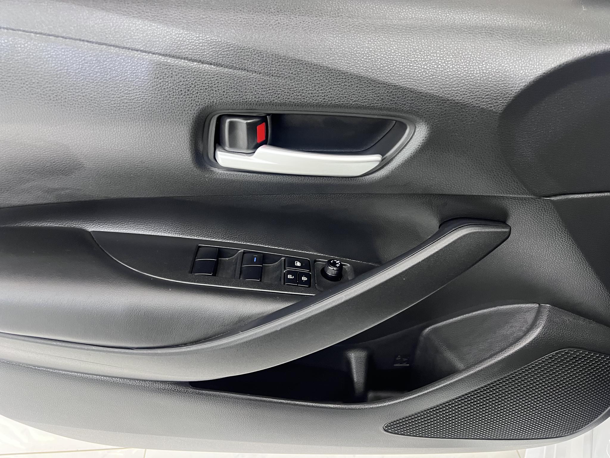 Toyota Corolla 2022, фото 8