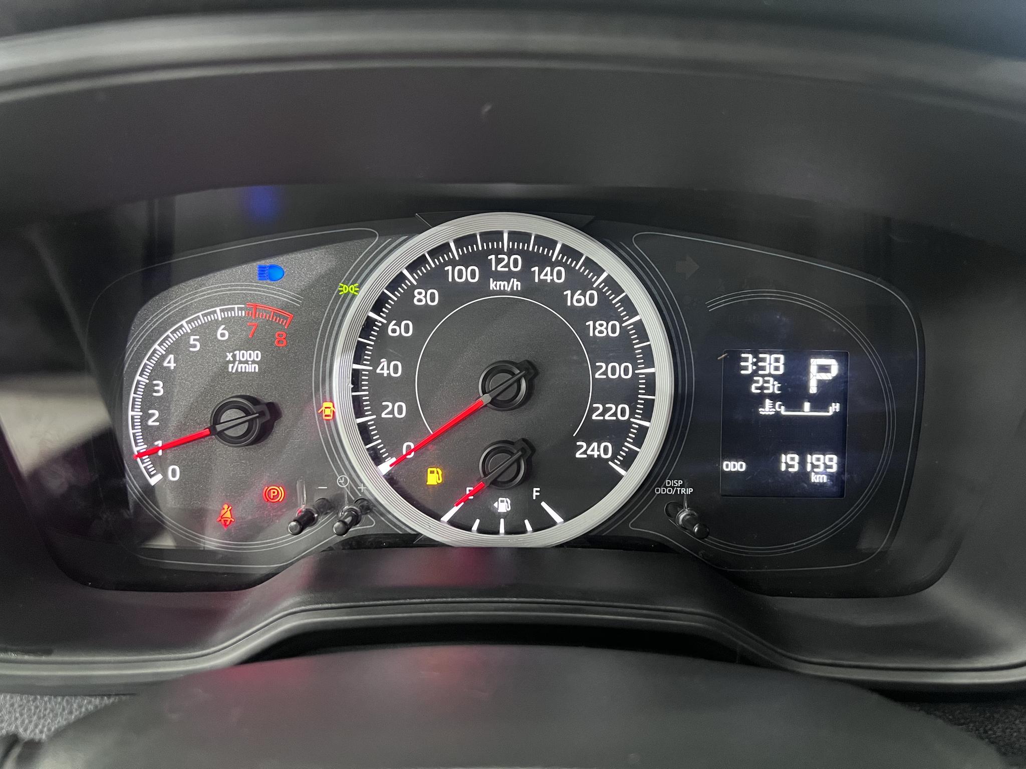 Toyota Corolla 2022, фото 10