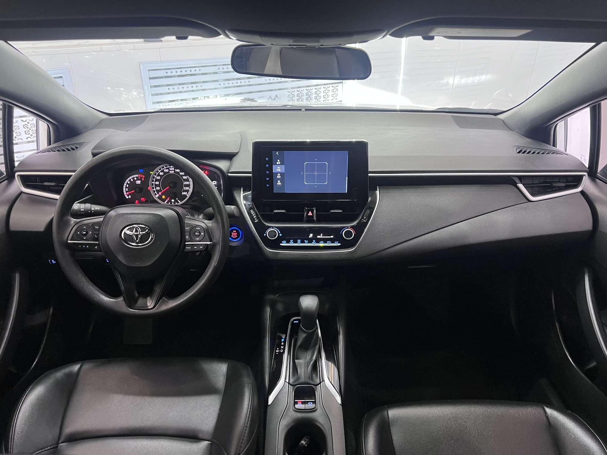 Toyota Corolla 2022, фото 15