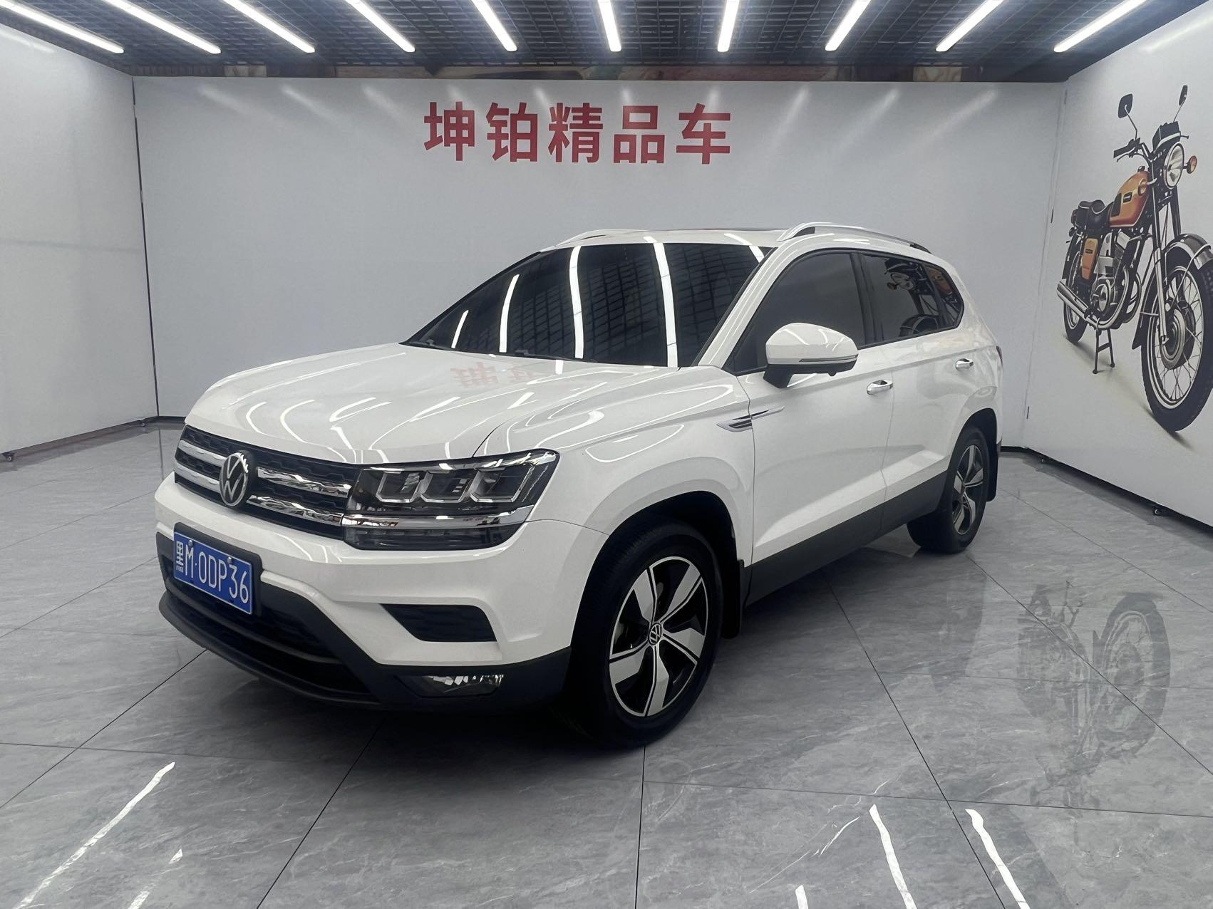 Volkswagen Tayron 2021, 1.4 л турбо, робот (DCT), передний, пробег 31 000 км — авто из Китая с пробегом
