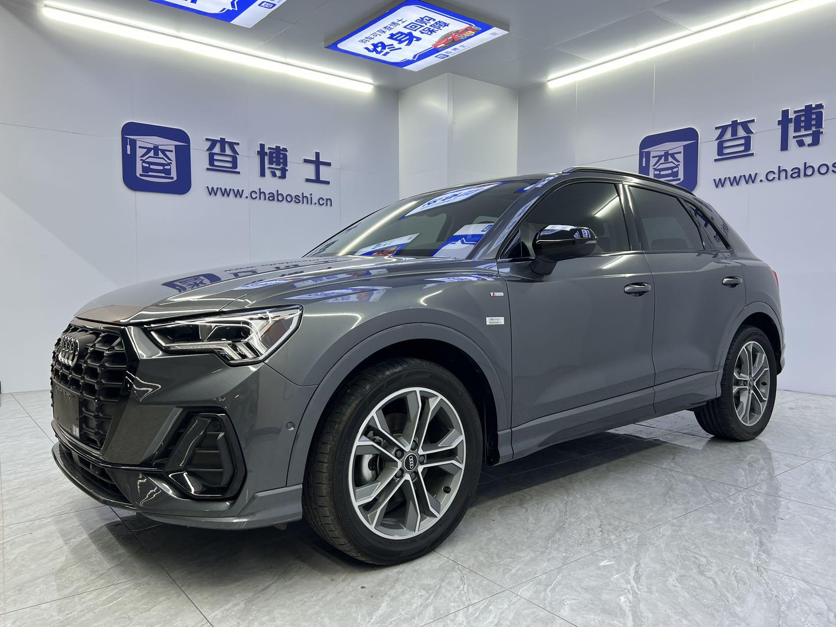 Audi Q3 2023, 1.4 л турбо, робот (DCT), передний, пробег 15 700 км — авто из Китая с пробегом