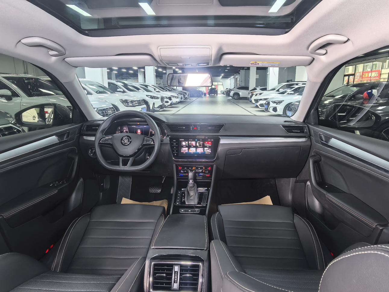 Skoda Superb 2023, фото 14