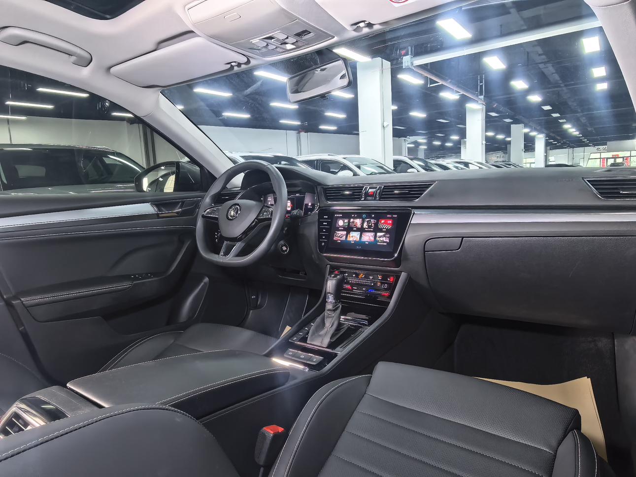 Skoda Superb 2023, фото 15