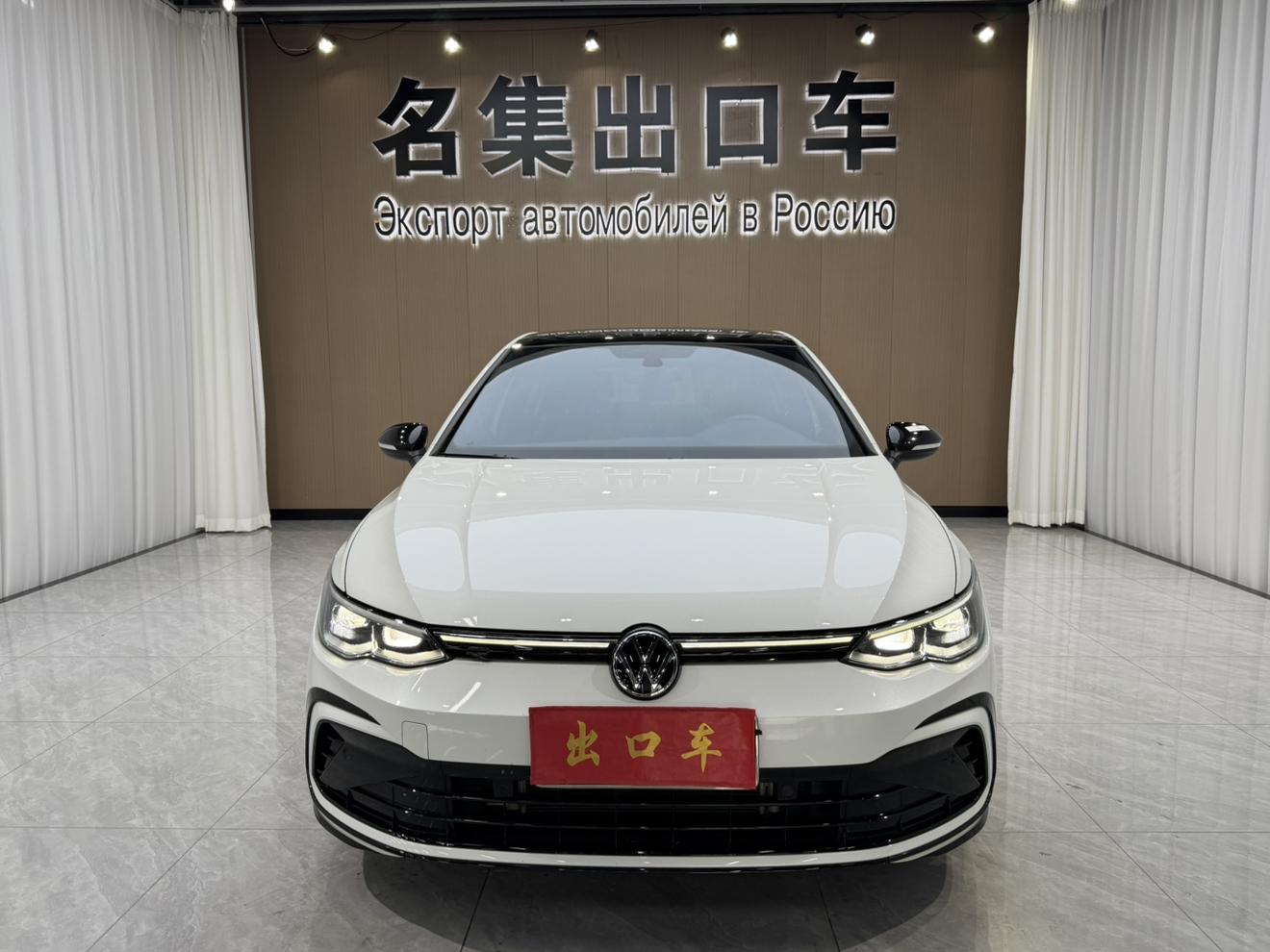 Volkswagen Golf 2023, фото 2