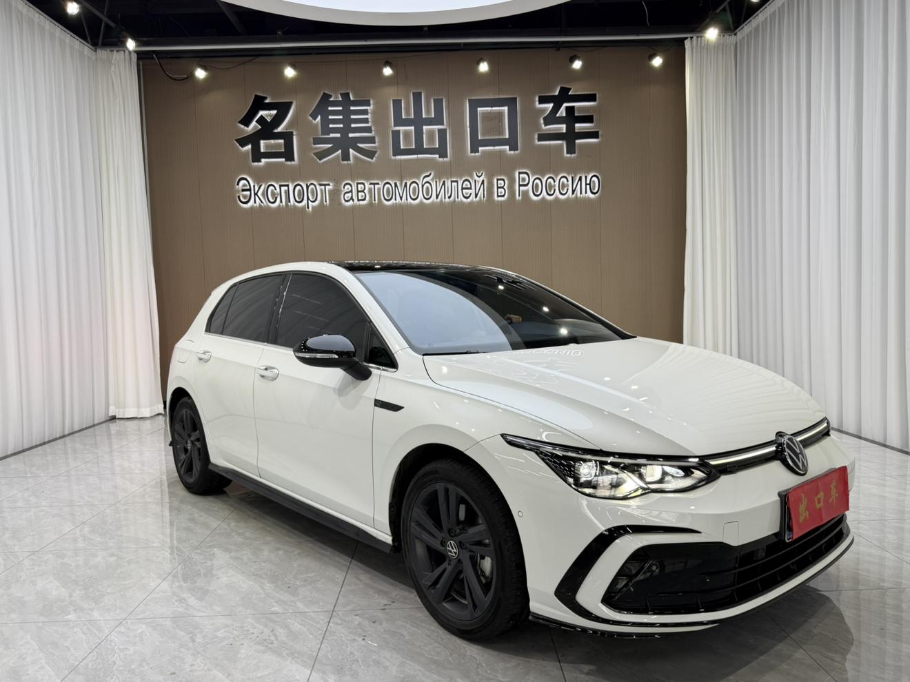 Volkswagen Golf 2023, фото 3
