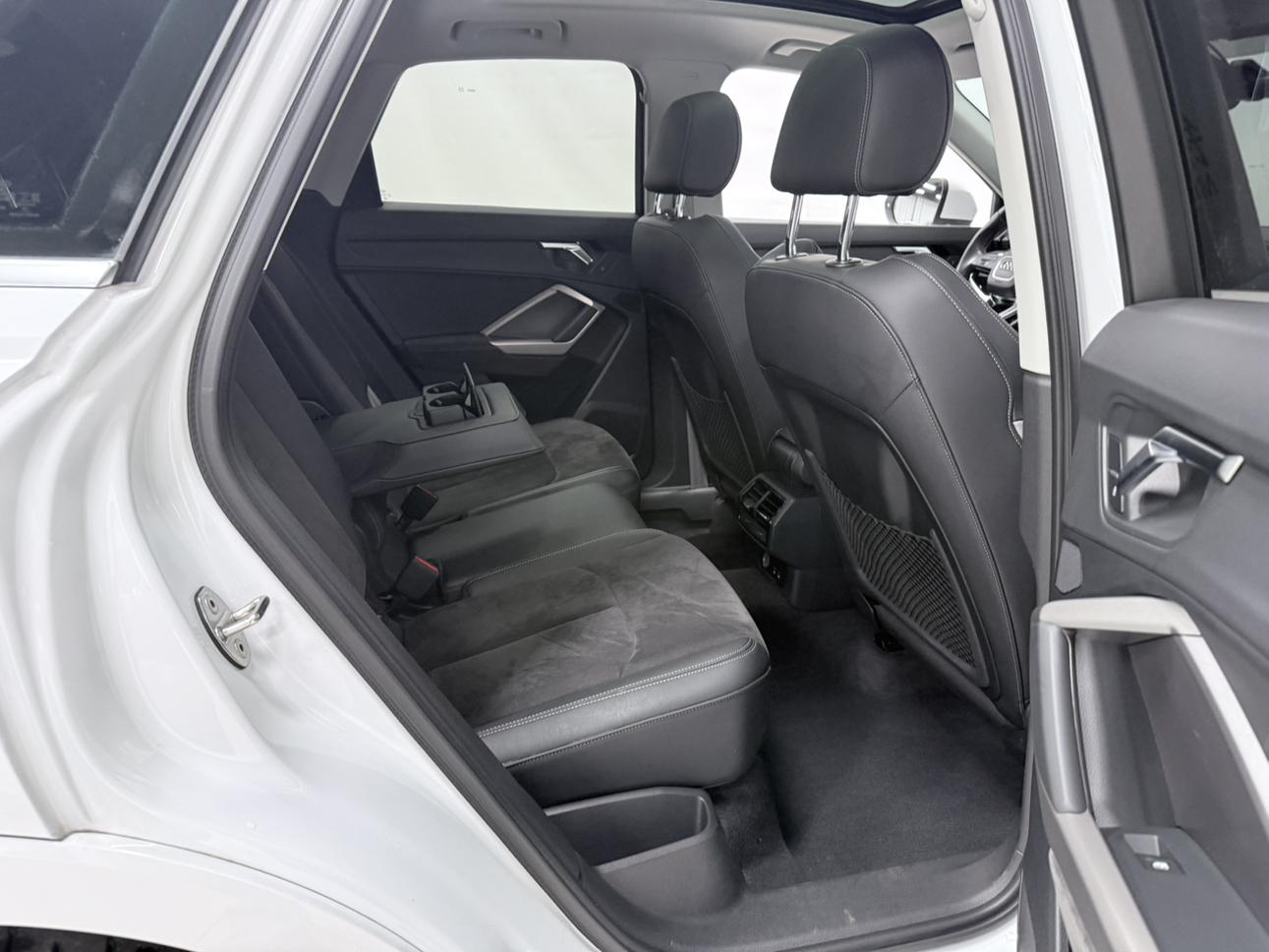 Audi Q3 2022, фото 11