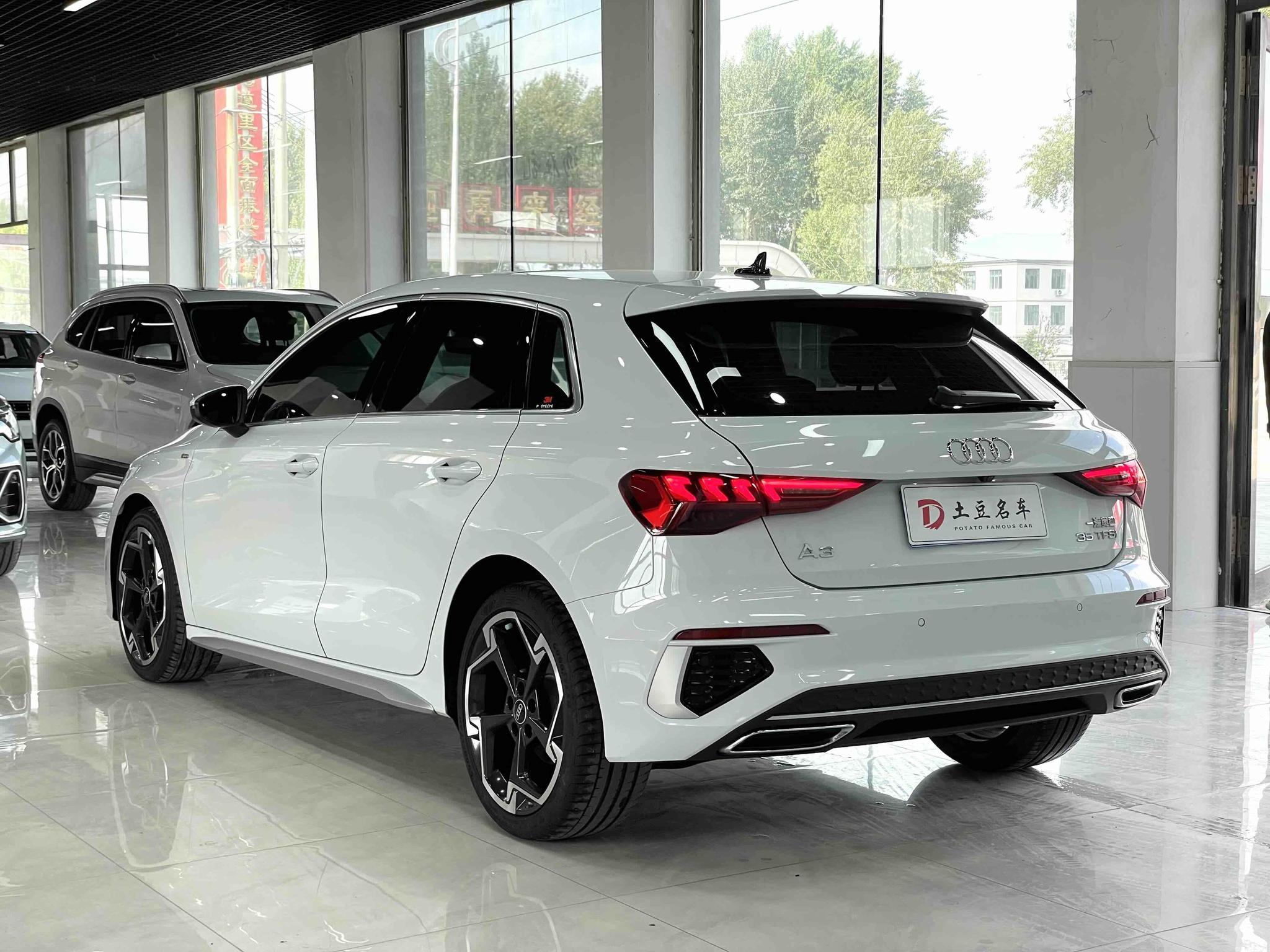 Audi A3 2023, фото 6