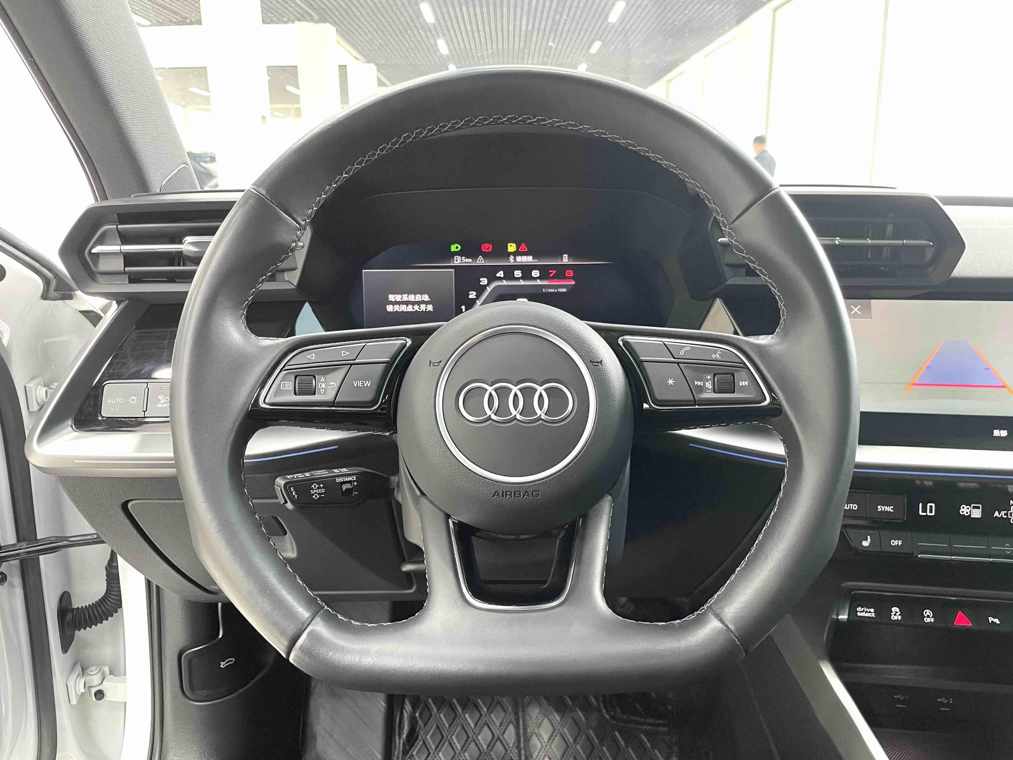 Audi A3 2023, фото 8