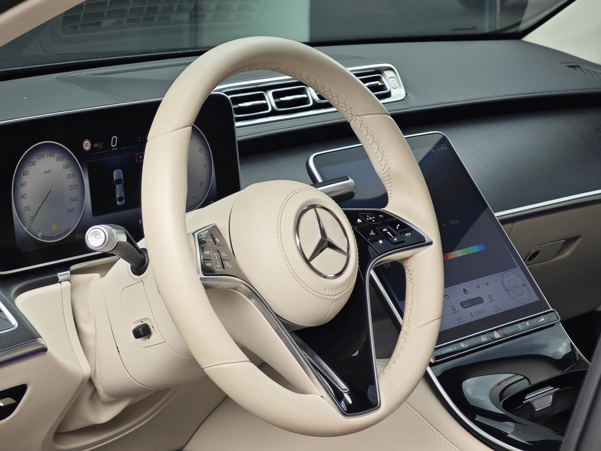 Mercedes-Benz S-Class 2023, фото 10