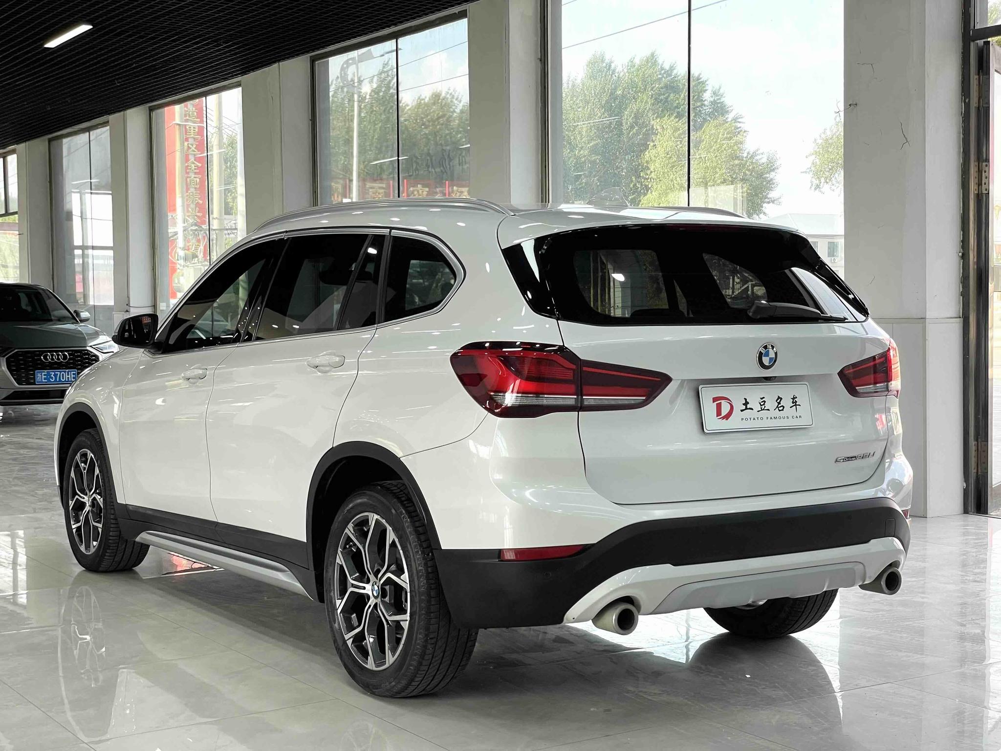 BMW X1 2022, фото 4