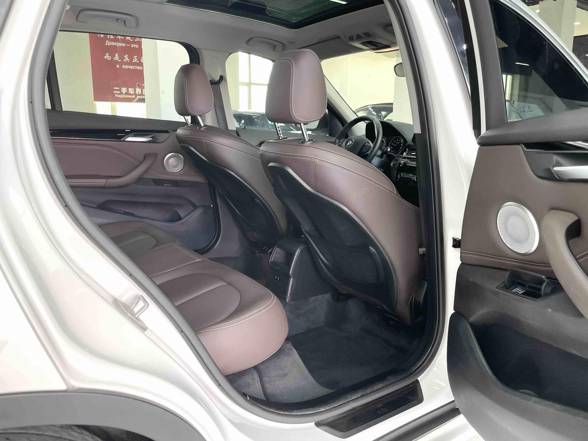 BMW X1 2022, фото 13