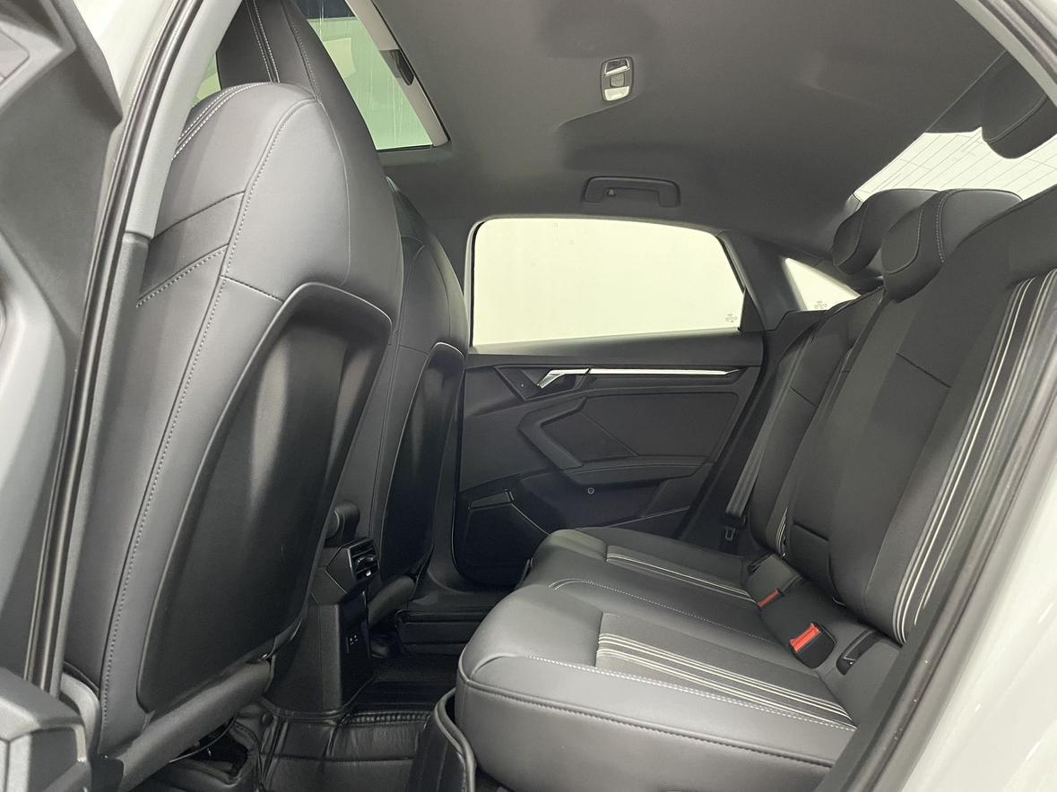 Audi A3 2021, фото 11