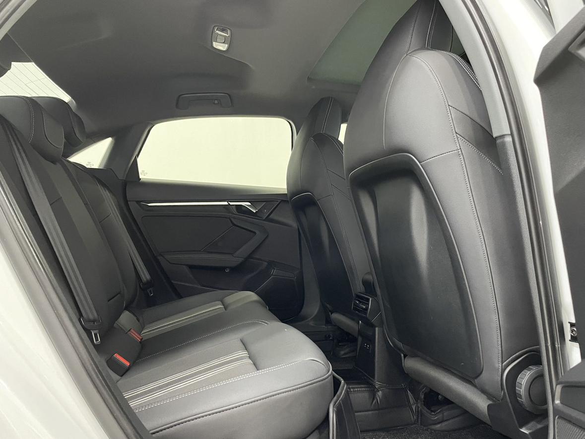 Audi A3 2021, фото 12