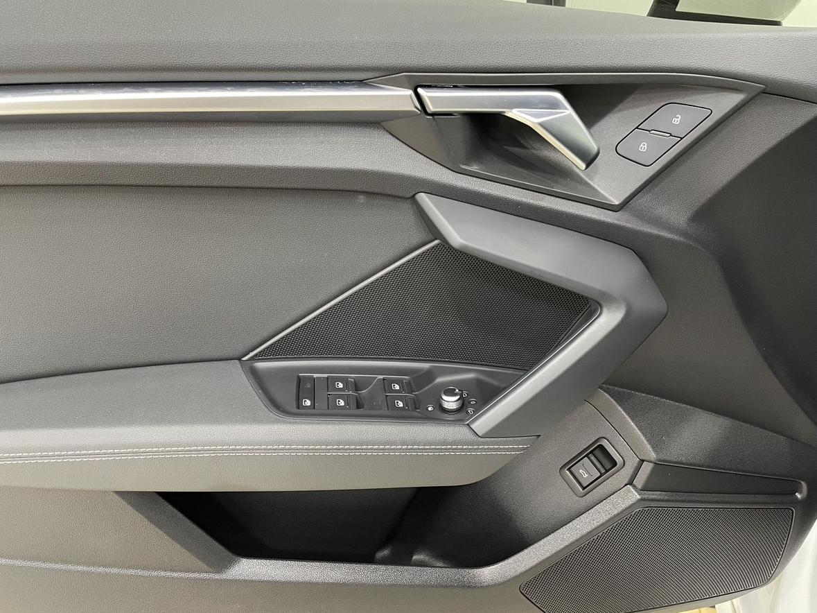 Audi A3 2021, фото 15