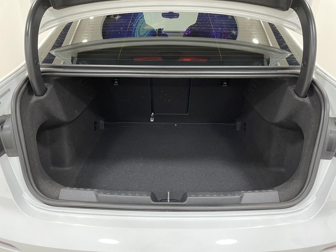 Audi A3 2021, фото 17