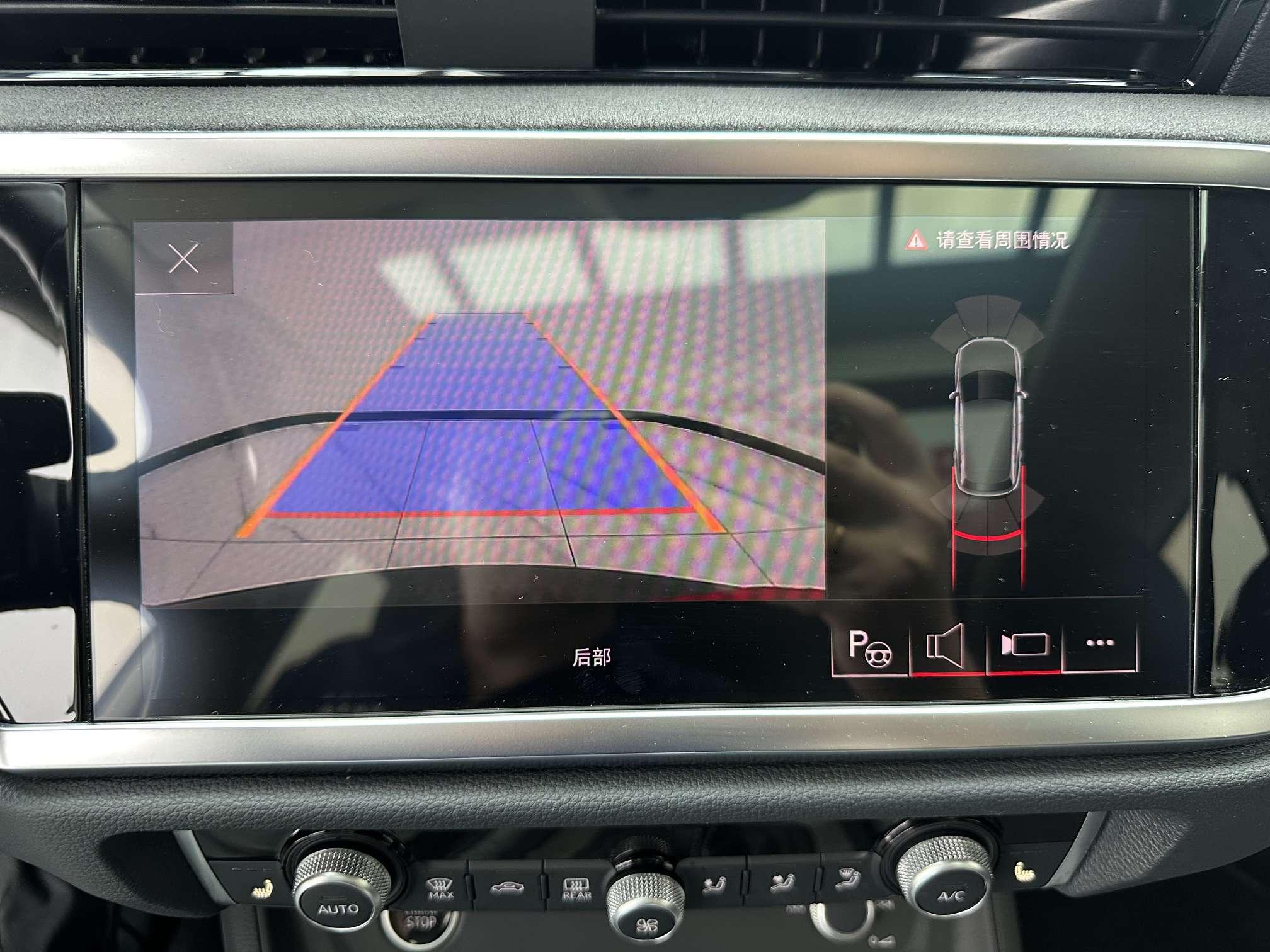 Audi Q3 2022, фото 16