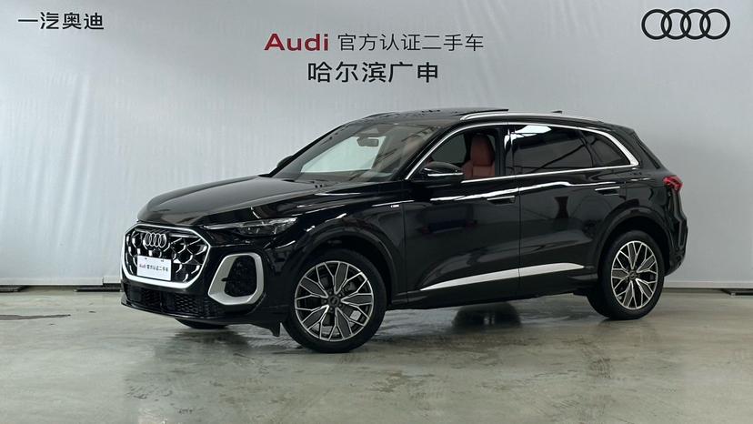 Audi Q5L 2026, 2 л турбо, робот (DCT), полный, пробег 1 700 км — авто из Китая с пробегом