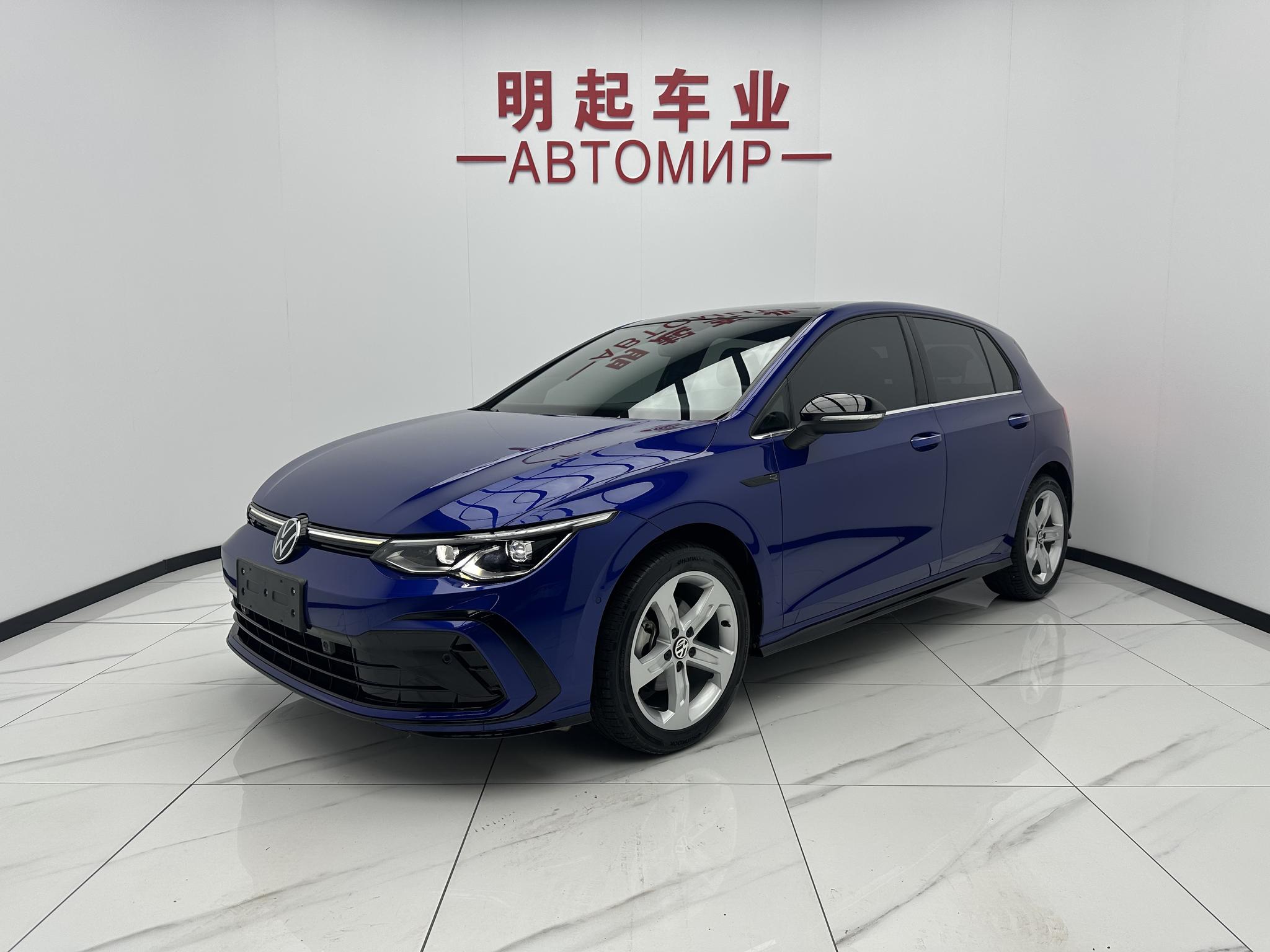 Volkswagen Golf 2023, 1.4 л турбо, робот (DCT), передний, пробег 34 000 км — авто из Китая с пробегом