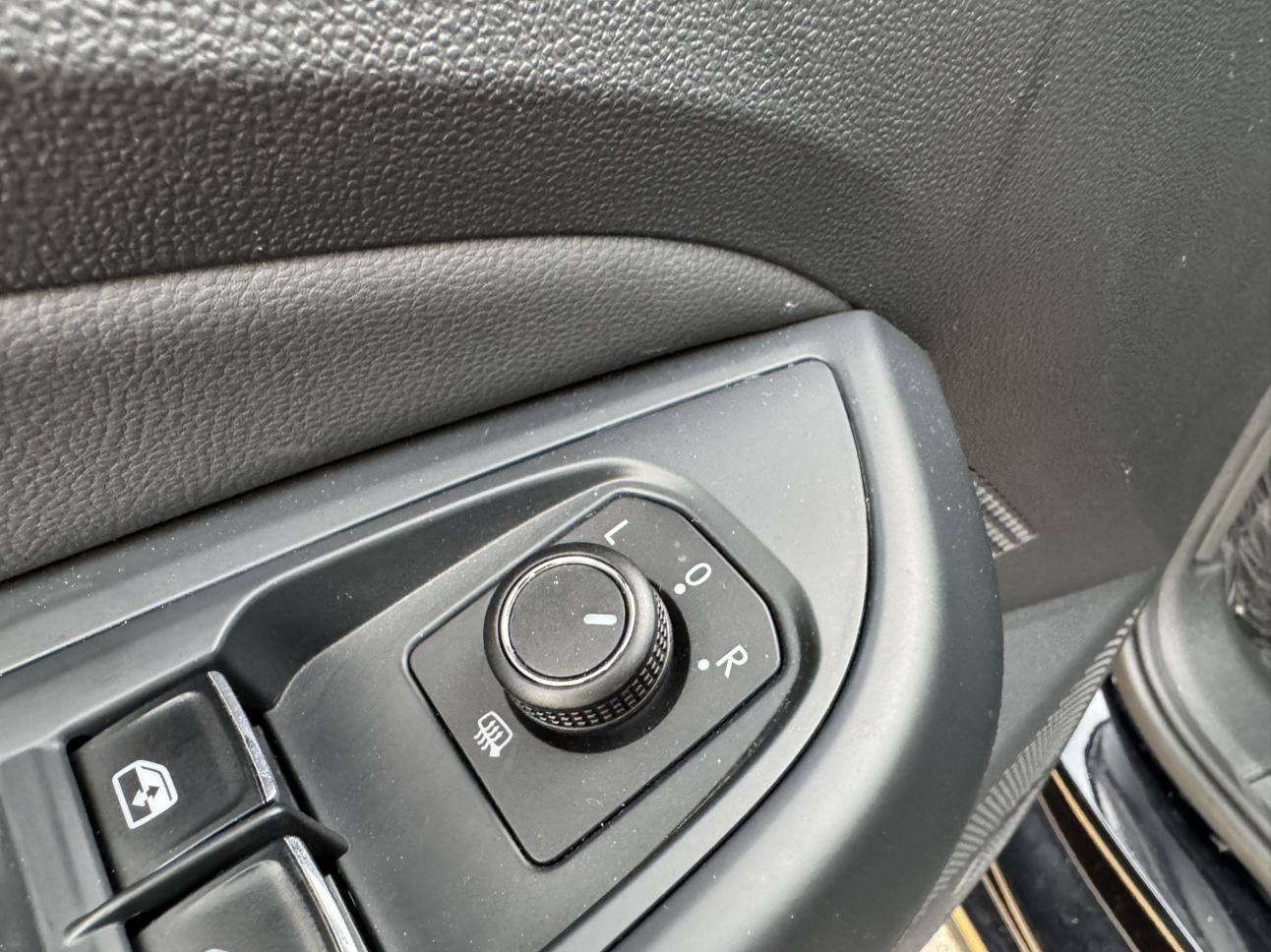Volkswagen Passat 2023, фото 13