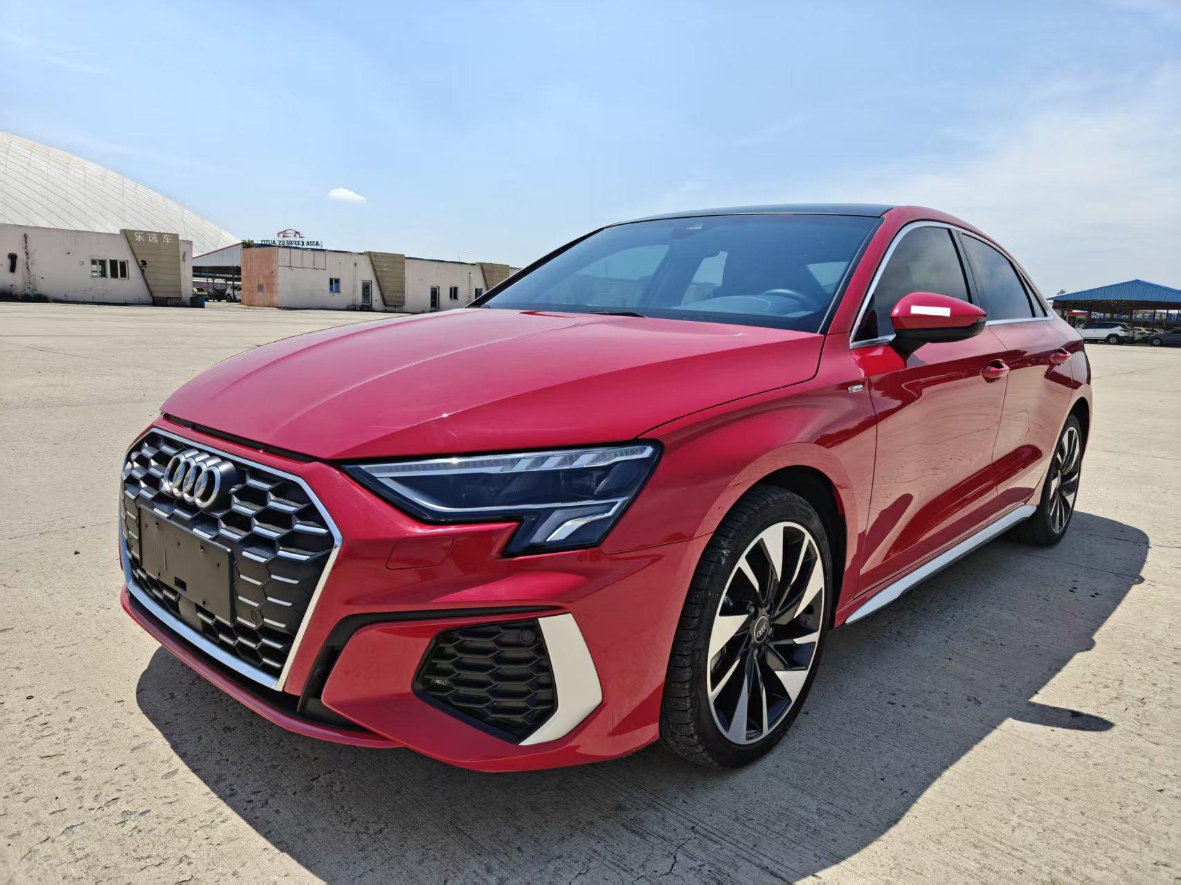 Audi A3 2023, 1.4 л турбо, робот (DCT), передний, пробег 20 000 км — авто из Китая с пробегом