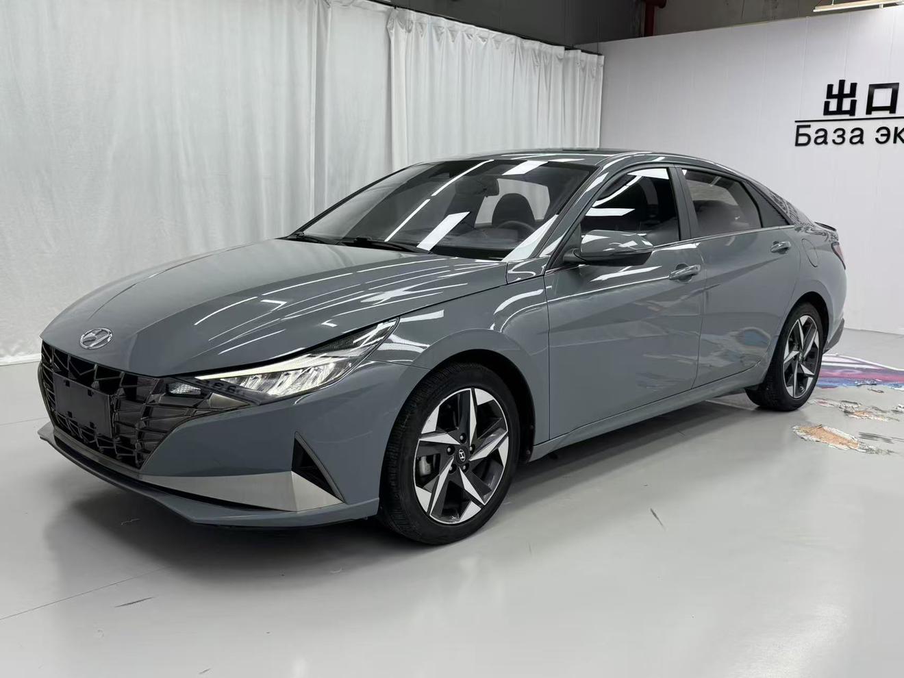 Hyundai Elantra 2022, 1.4 л турбо, робот (DCT), передний, пробег 32 000 км — авто из Китая с пробегом
