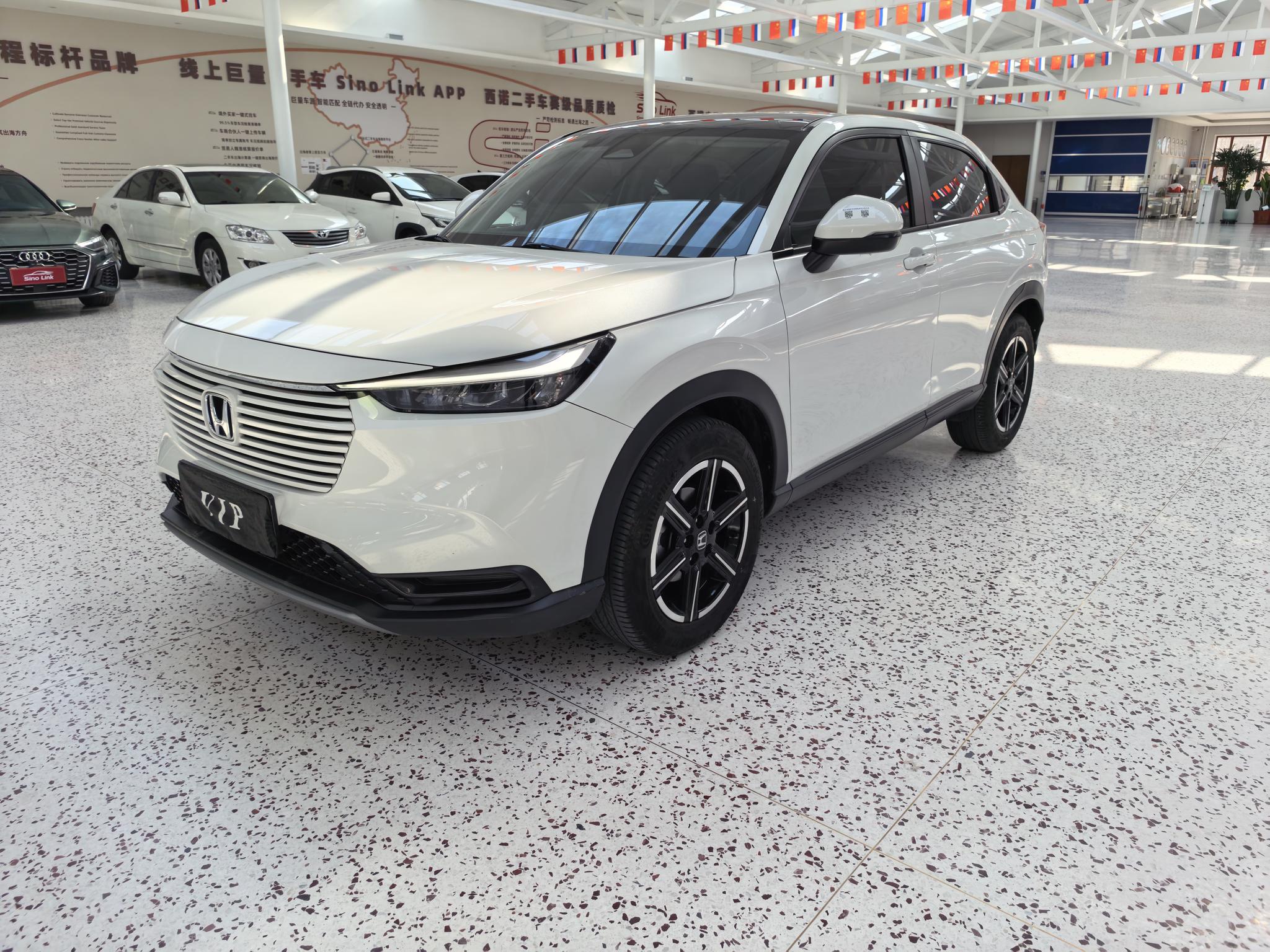 Honda Vezel 2023, 1.5 л, вариатор (CVT), передний, пробег 38 000 км — авто из Китая с пробегом