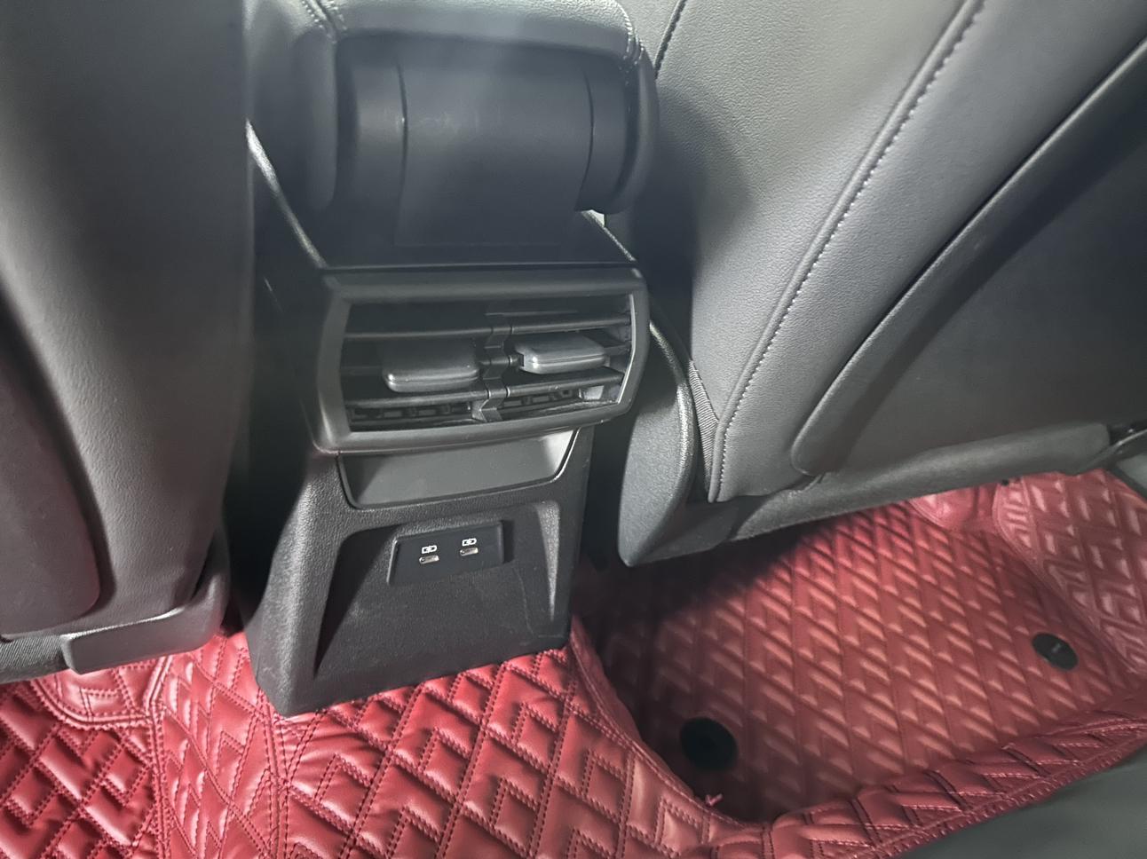 Audi A3 2022, фото 17