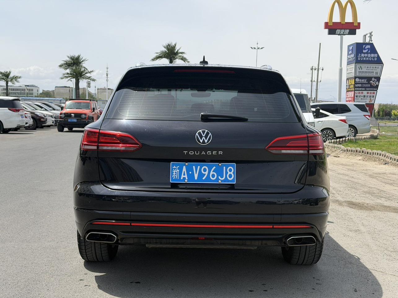 Volkswagen Touareg 2022, фото 9