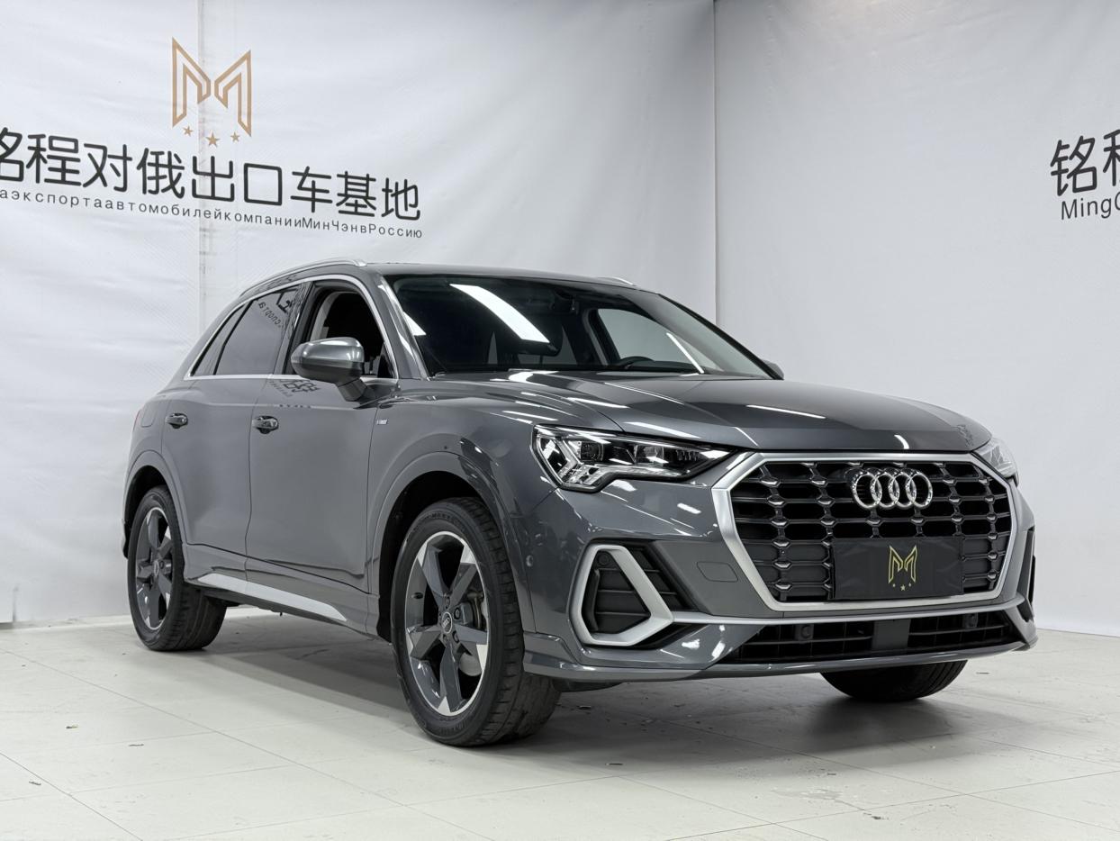 Audi Q3 2022, фото 3