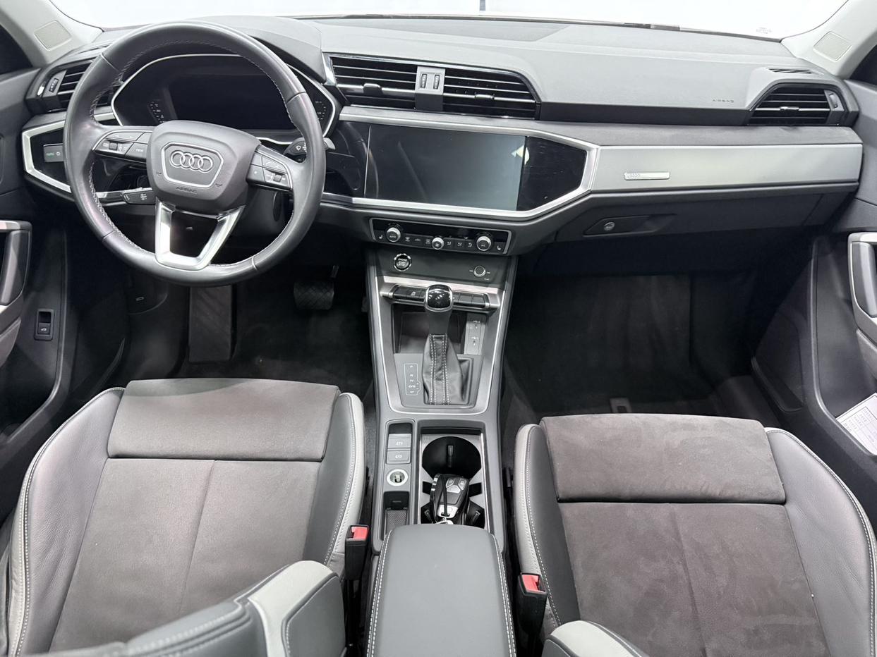 Audi Q3 2022, фото 8