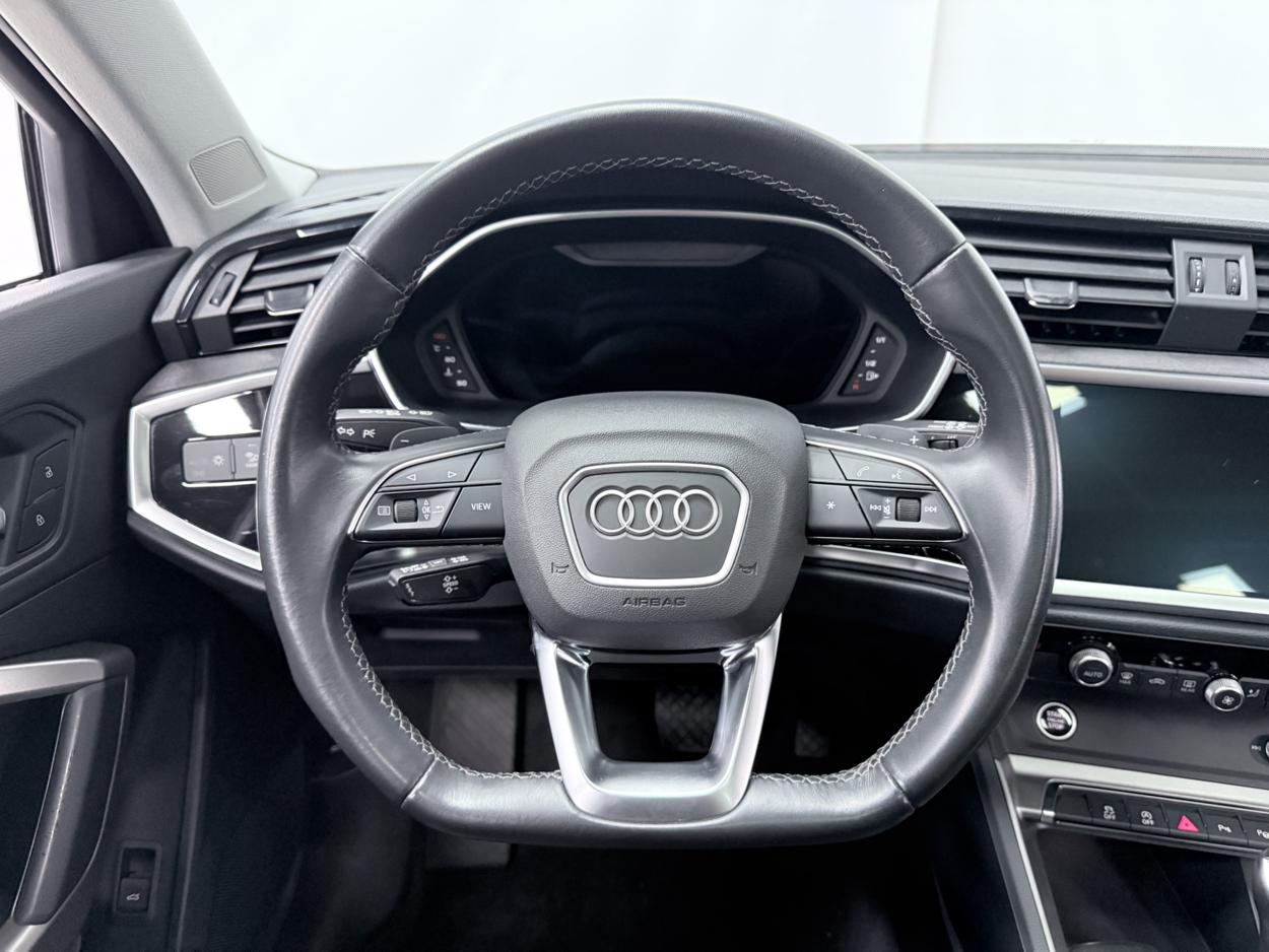 Audi Q3 2022, фото 10