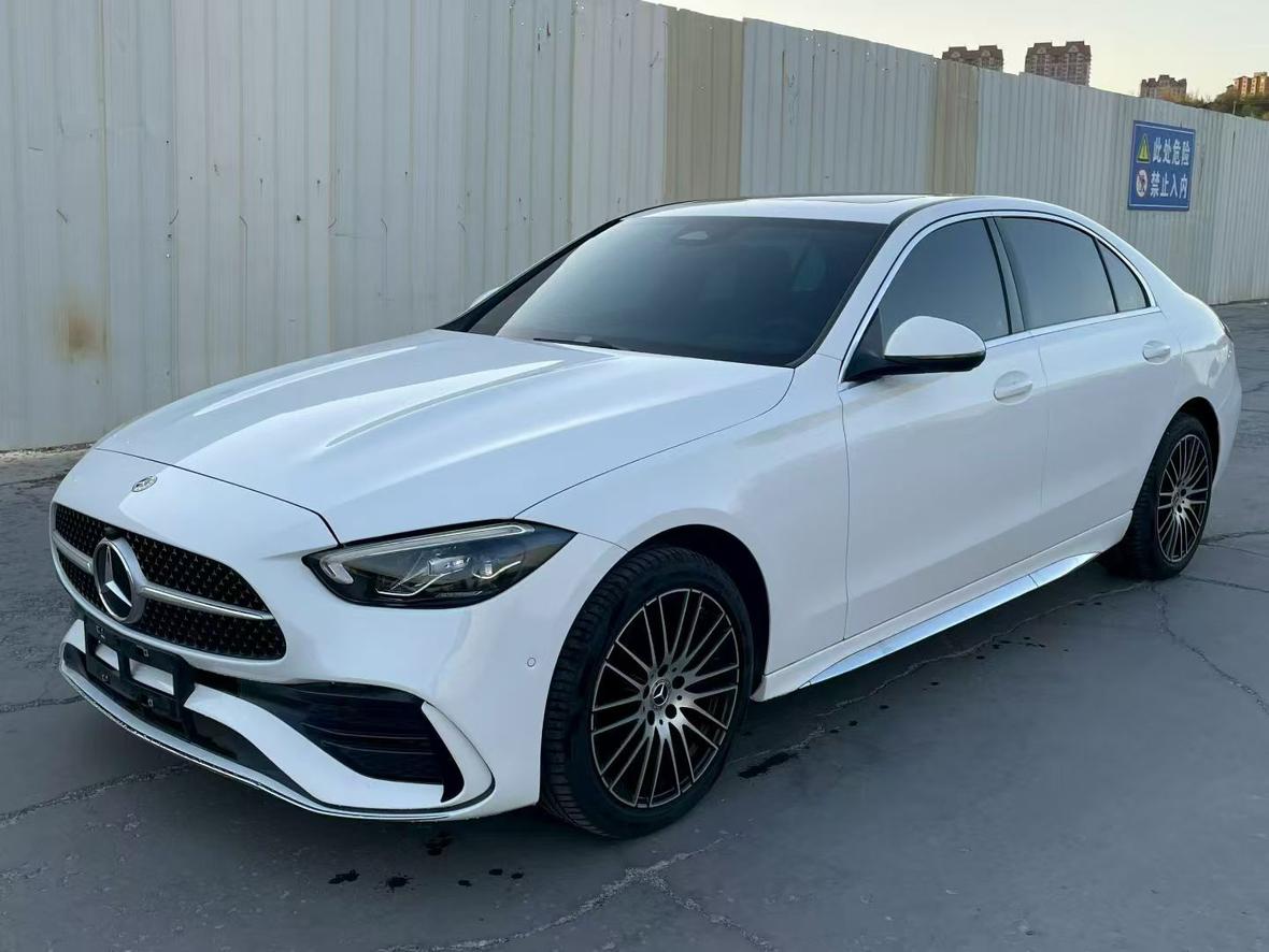 Mercedes-Benz C-Class 2023, 1.5 л турбо, автомат, задний, пробег 30 000 км — авто из Китая с пробегом