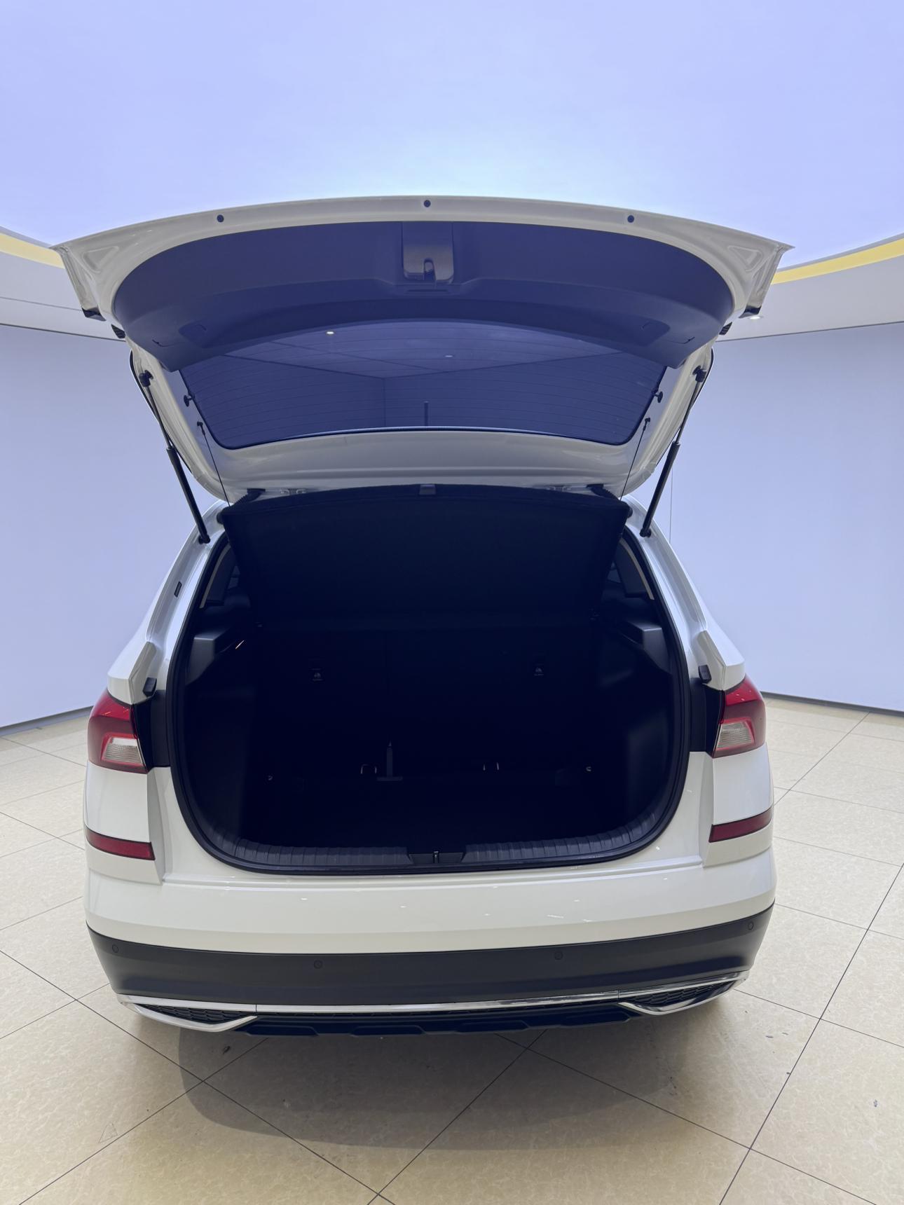 Skoda Kamiq 2023, фото 13