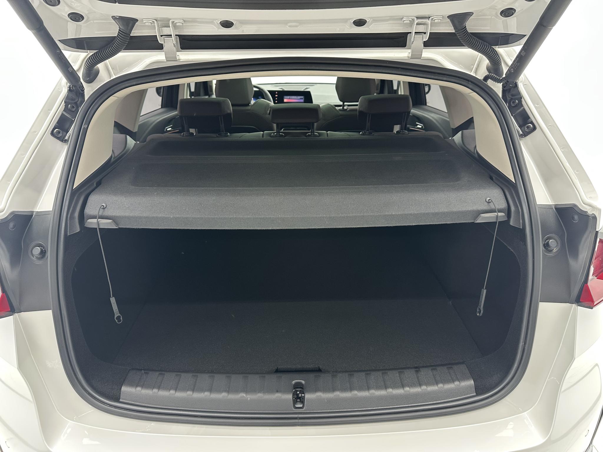 BMW X1 2023, фото 17