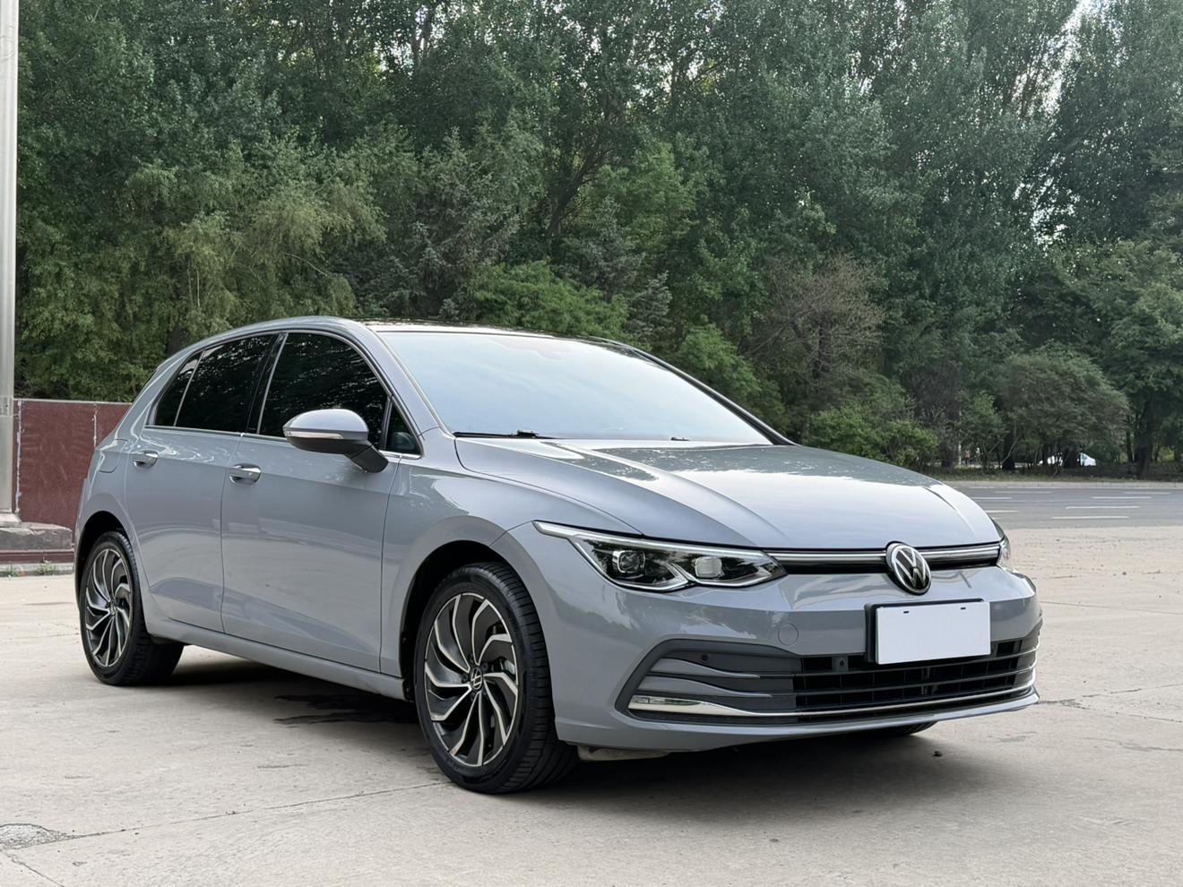 Volkswagen Golf 2023, фото 3