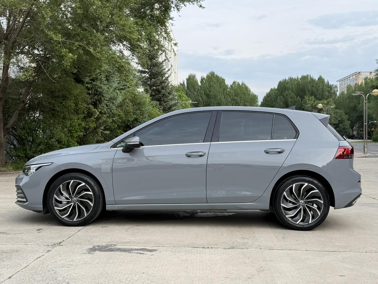 Volkswagen Golf 2023, фото 8
